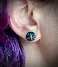 Load image into Gallery viewer, Stud Earrings